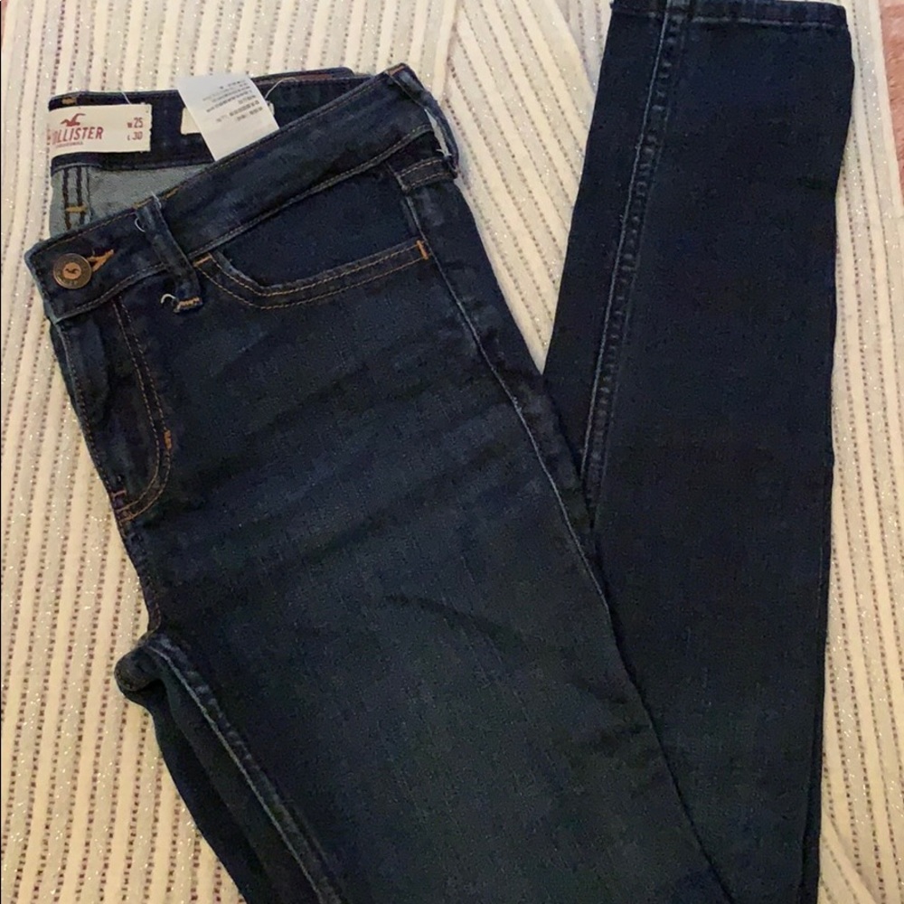 Hollister low rise skinny jean